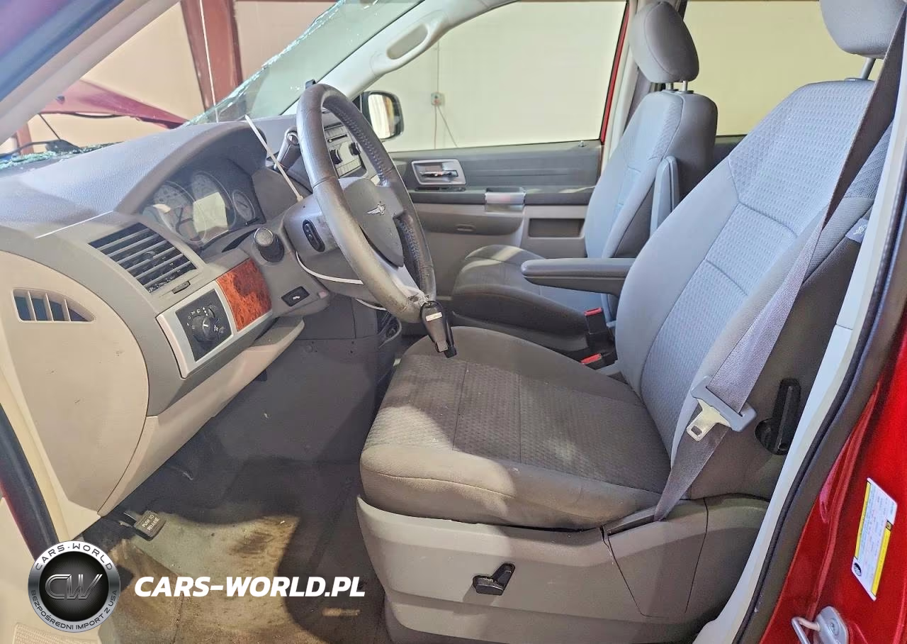 2008 Chrysler Town & Country Touring VIN:2A8HR54P48R825708 - 7