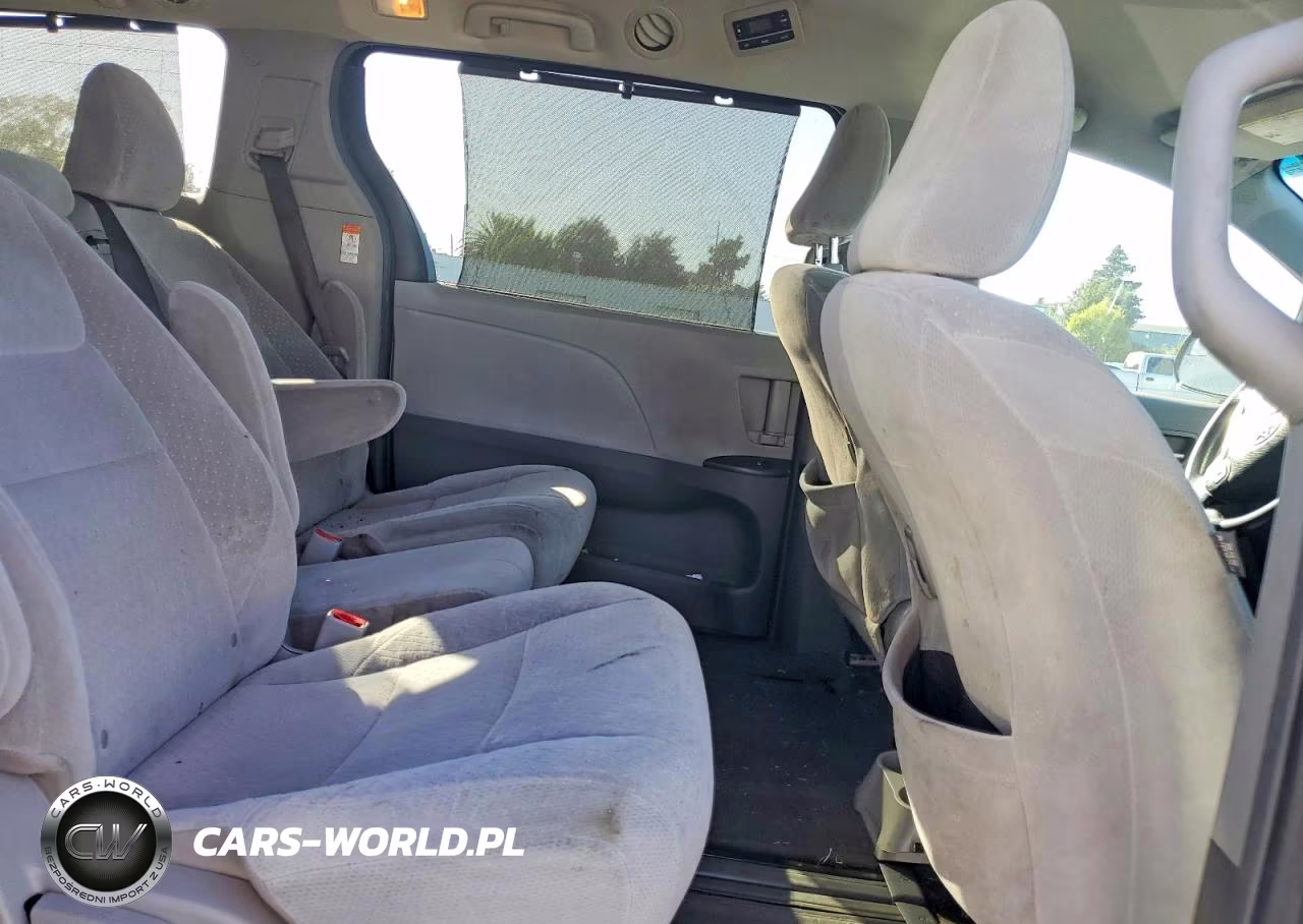 2015 Toyota Sienna Le VIN:5TDKK3DCXFS601057 - 11