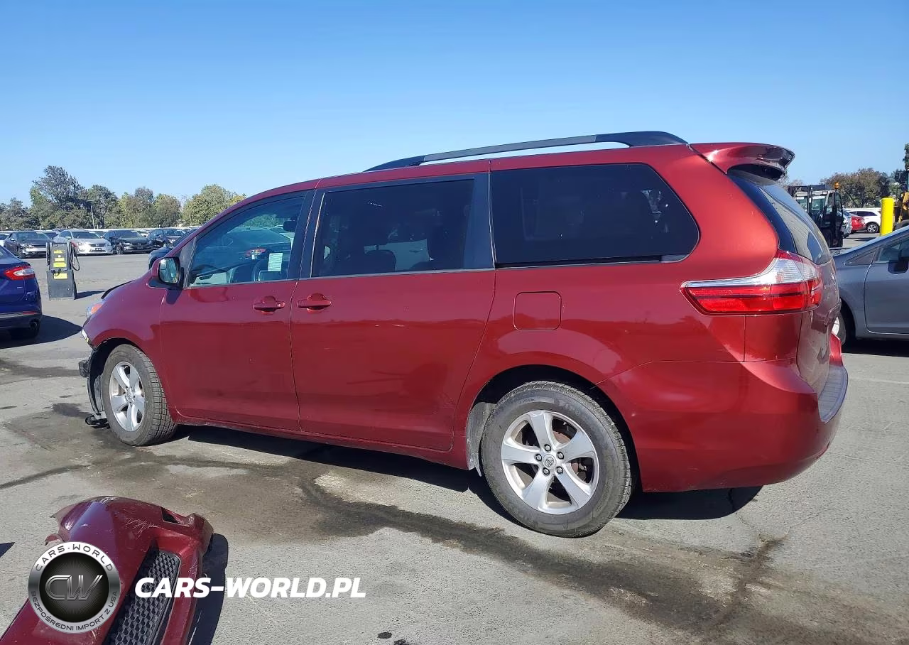 2015 Toyota Sienna Le VIN:5TDKK3DCXFS601057 - 2