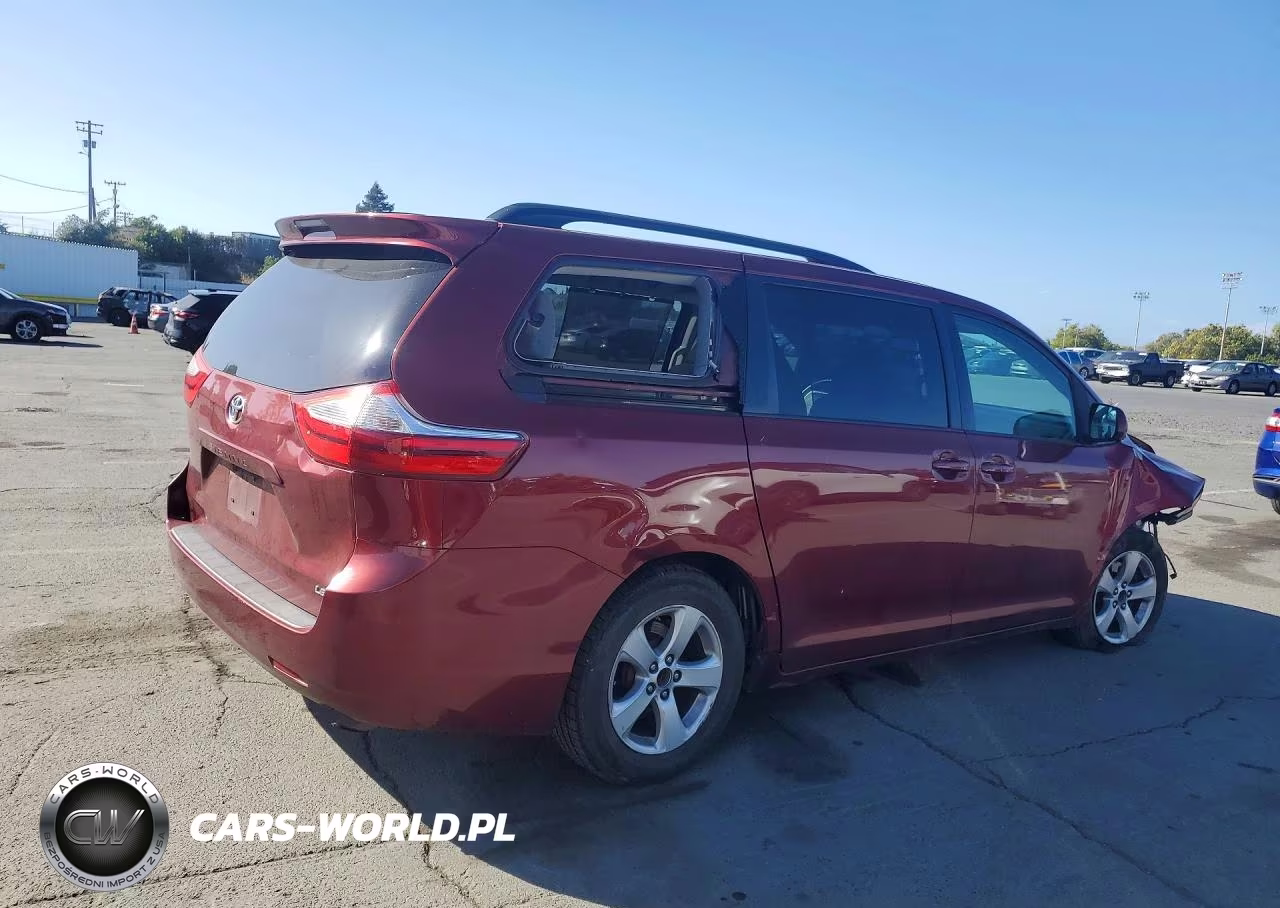 2015 Toyota Sienna Le VIN:5TDKK3DCXFS601057 - 3
