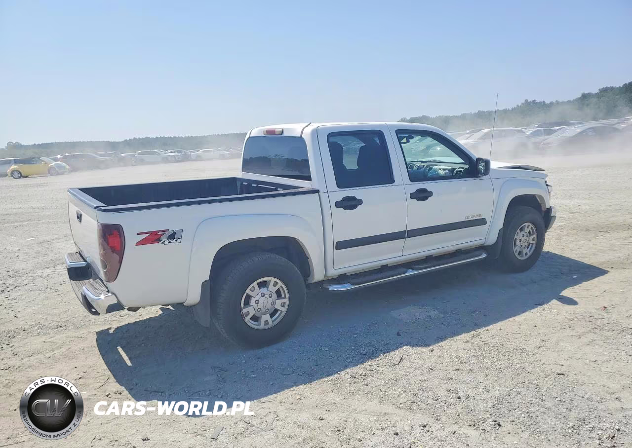 2004 Chevrolet Colorado VIN:1GCDT136148141925 - 3