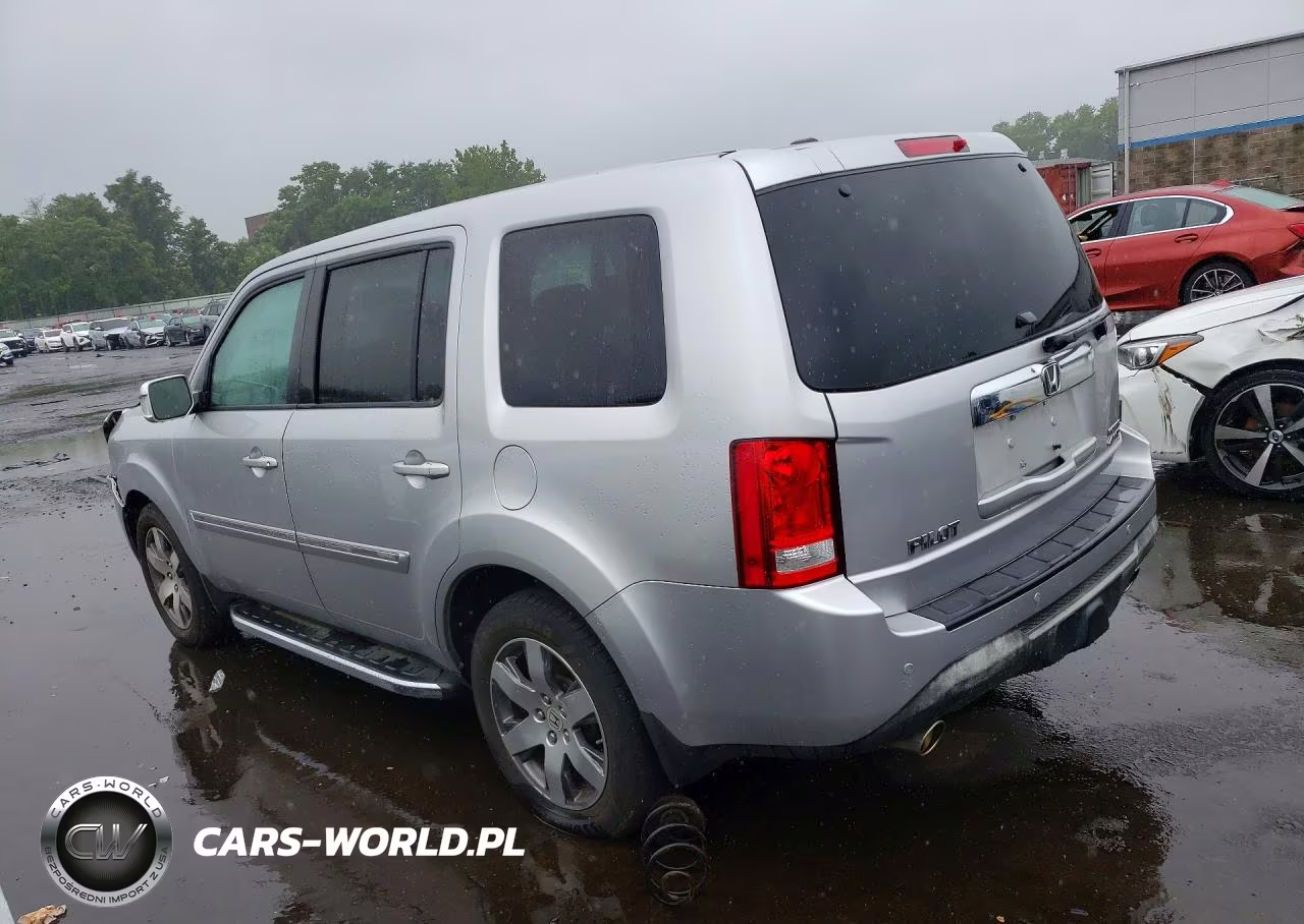 2015 Honda Pilot Touring VIN:5FNYF4H96FB043747 - 2