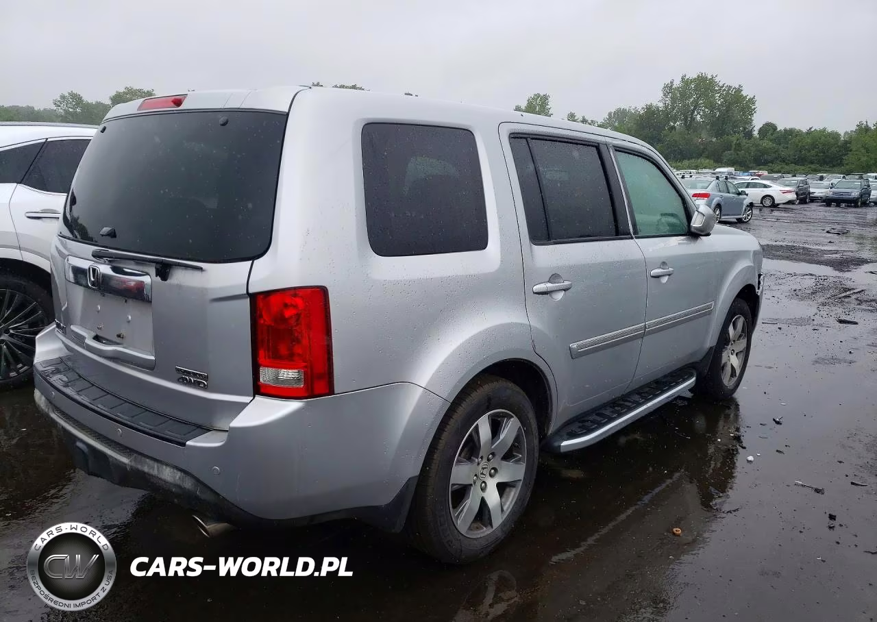 2015 Honda Pilot Touring VIN:5FNYF4H96FB043747 - 3