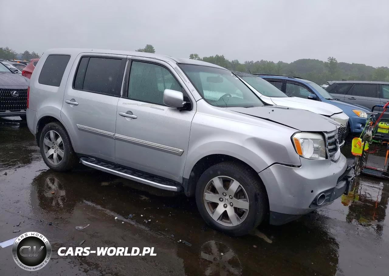 2015 Honda Pilot Touring VIN:5FNYF4H96FB043747 - 4