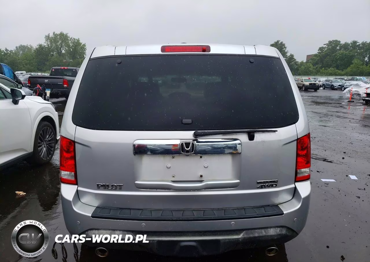 2015 Honda Pilot Touring VIN:5FNYF4H96FB043747 - 6