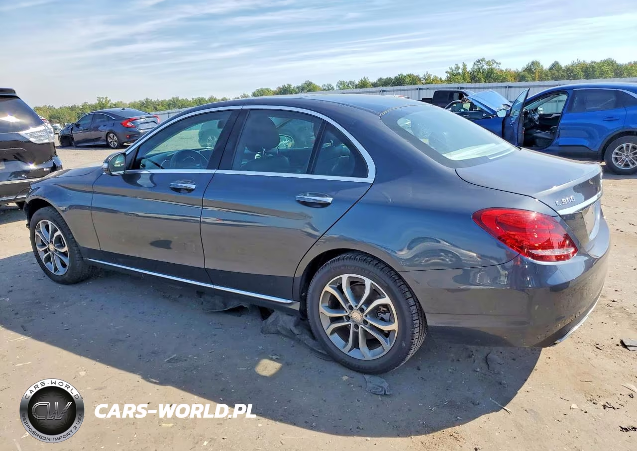 2015 Mercedes-Benz C 300 4Matic VIN:55SWF4KB4FU001109 - 2