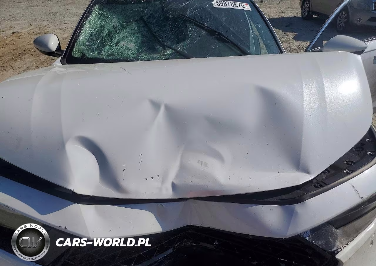 2026 Honda Accord Touring Hybrid VIN:1HGCY2F85TA004303 - 11