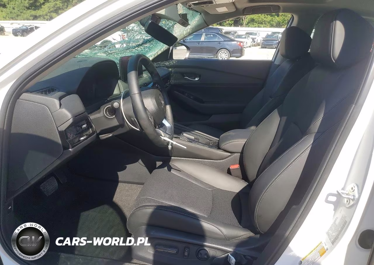 2026 Honda Accord Touring Hybrid VIN:1HGCY2F85TA004303 - 7