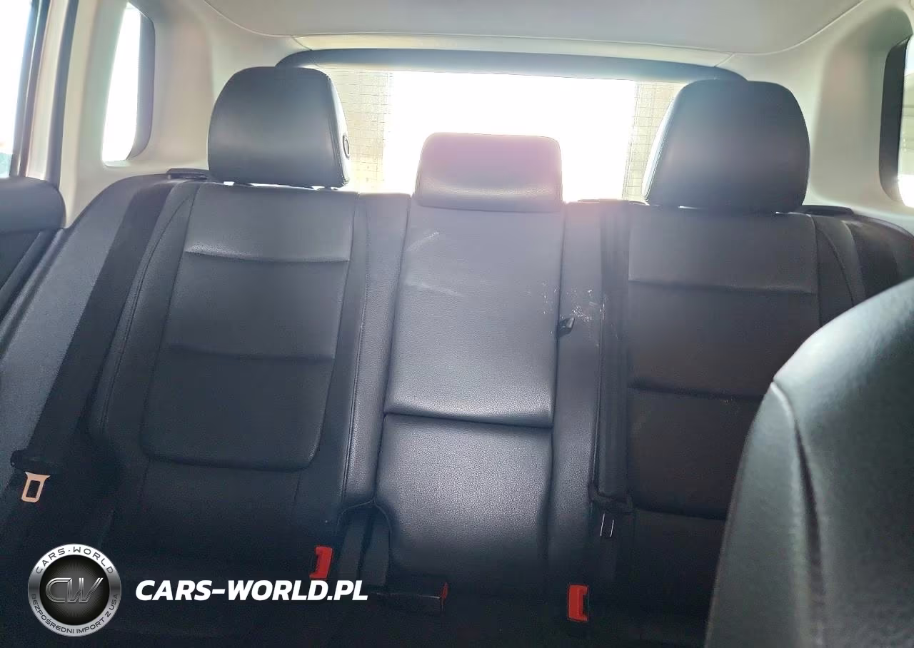 2012 Volkswagen Tiguan S-Se-Sel VIN:WVGAV7AX5CW527068 - 10