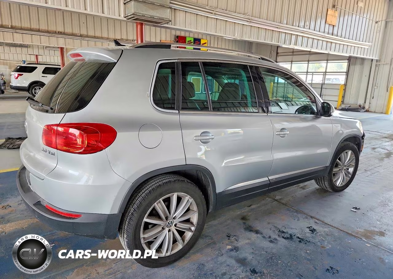 2012 Volkswagen Tiguan S-Se-Sel VIN:WVGAV7AX5CW527068 - 3