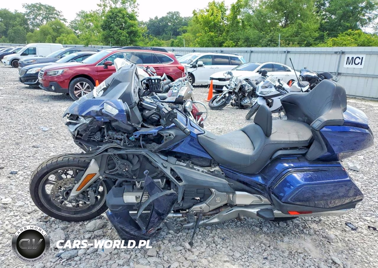 2018 Honda Gl1800 D VIN:JH2SC7959JK002561 - 3