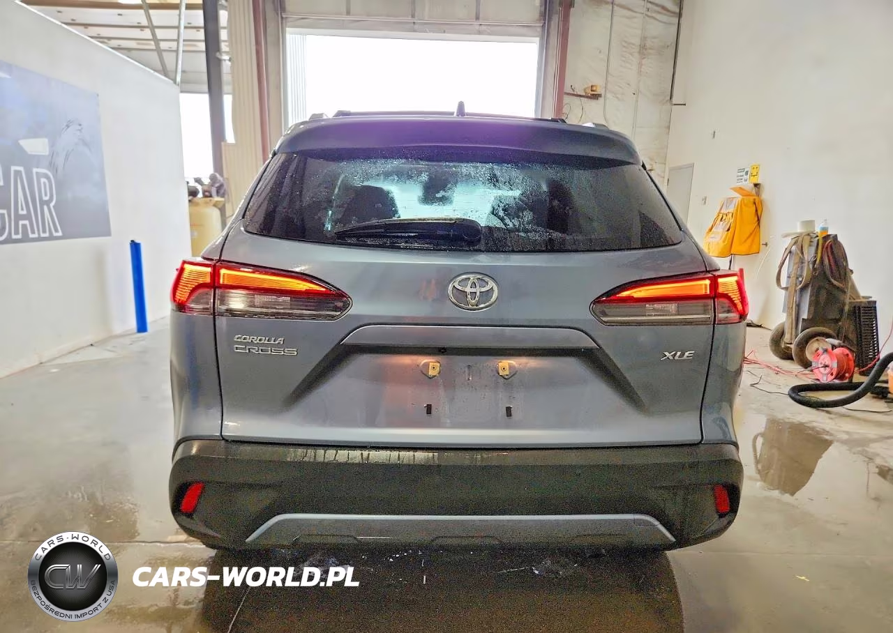 2026 Toyota Corolla Cross Xle VIN:7MUDAAAG5TV181197 - 6