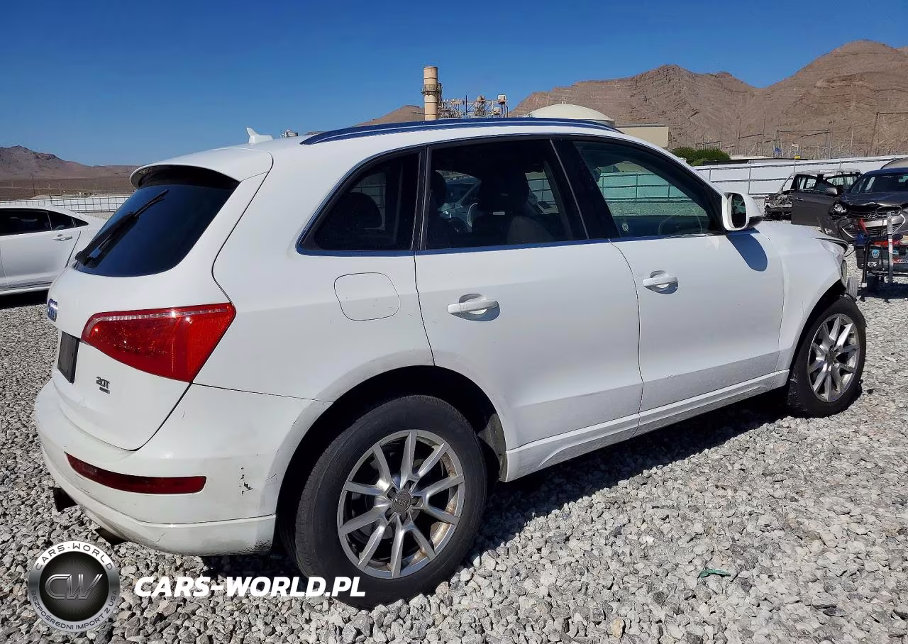 2011 Audi Q5 Premium VIN:WA1CFAFP3BA043552 - 3