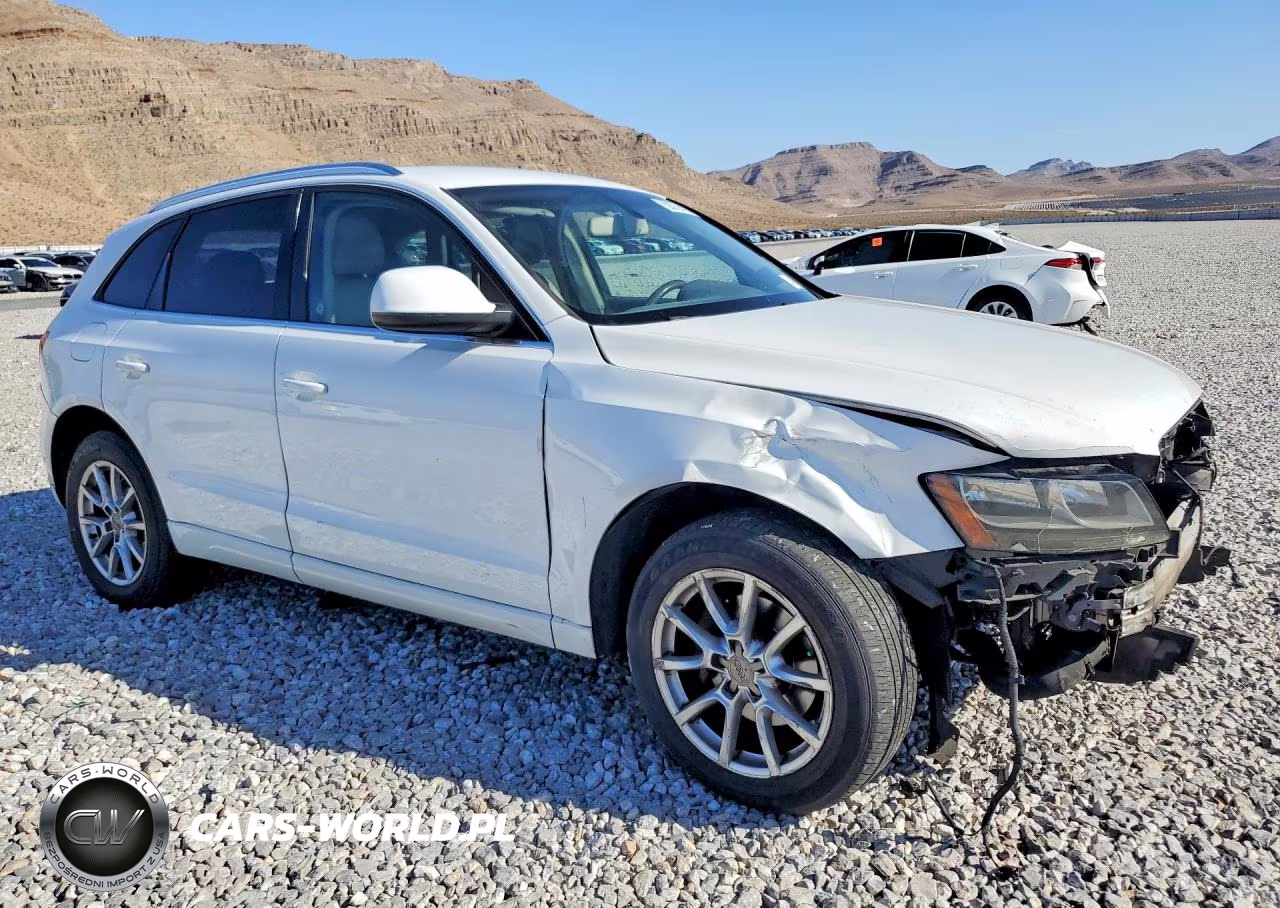 2011 Audi Q5 Premium VIN:WA1CFAFP3BA043552 - 4