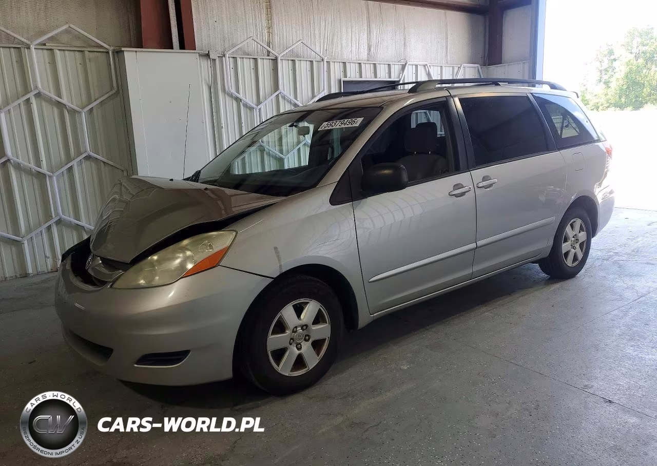 2008 Toyota Sienna Le 8-Passenger