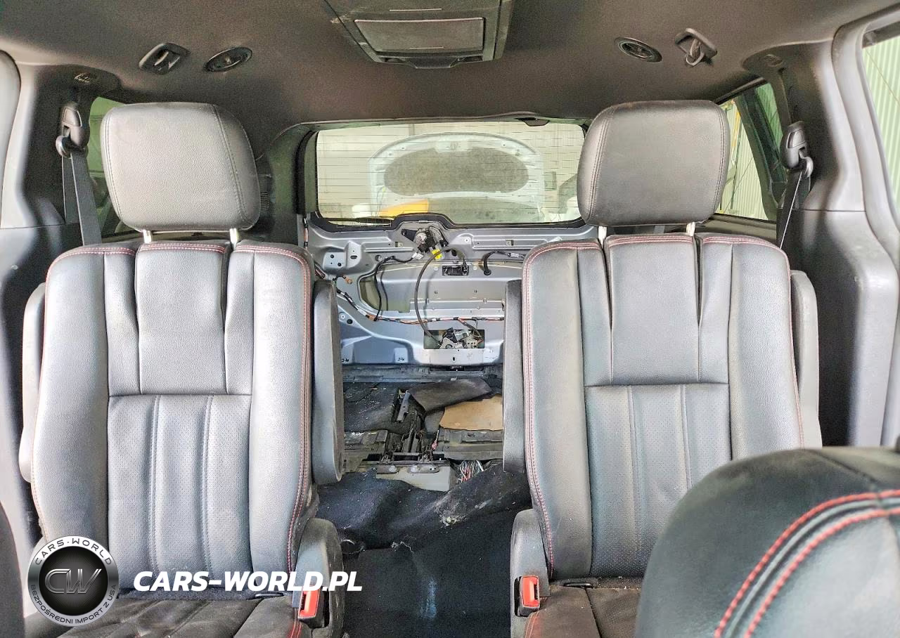 2019 Dodge Grand Caravan Gt VIN:2C4RDGEG5KR612097 - 10