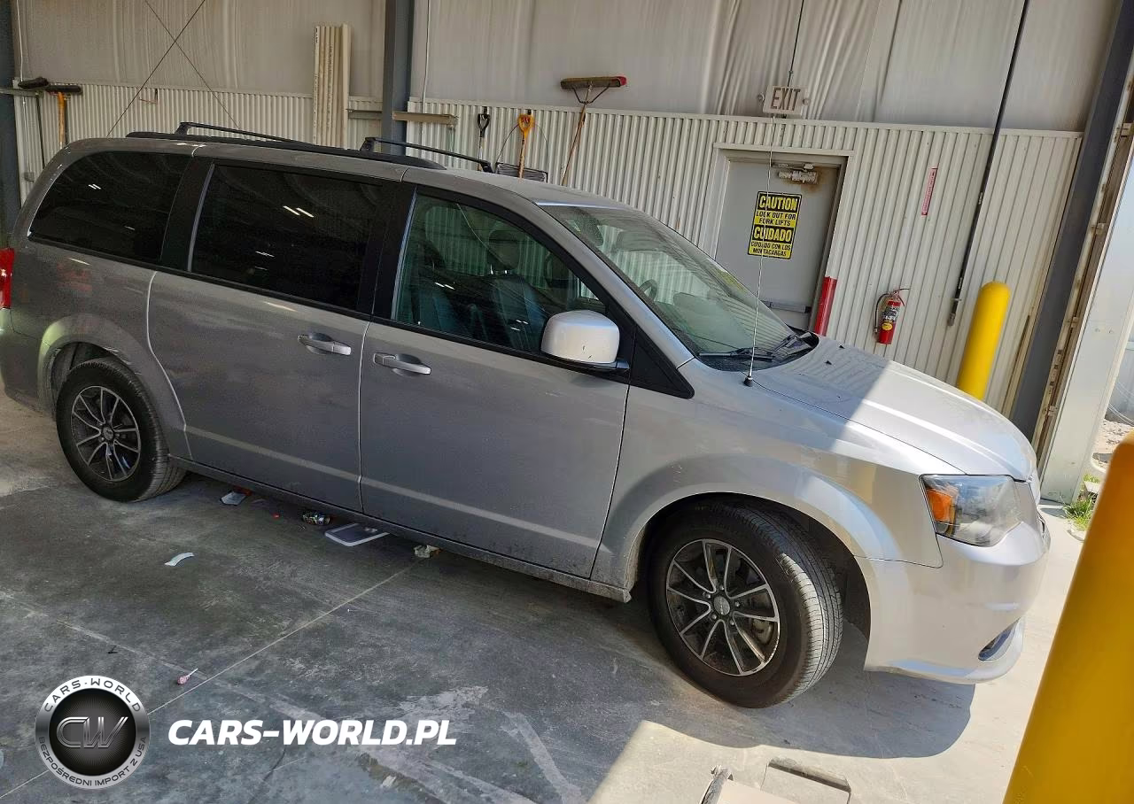 2019 Dodge Grand Caravan Gt VIN:2C4RDGEG5KR612097 - 4