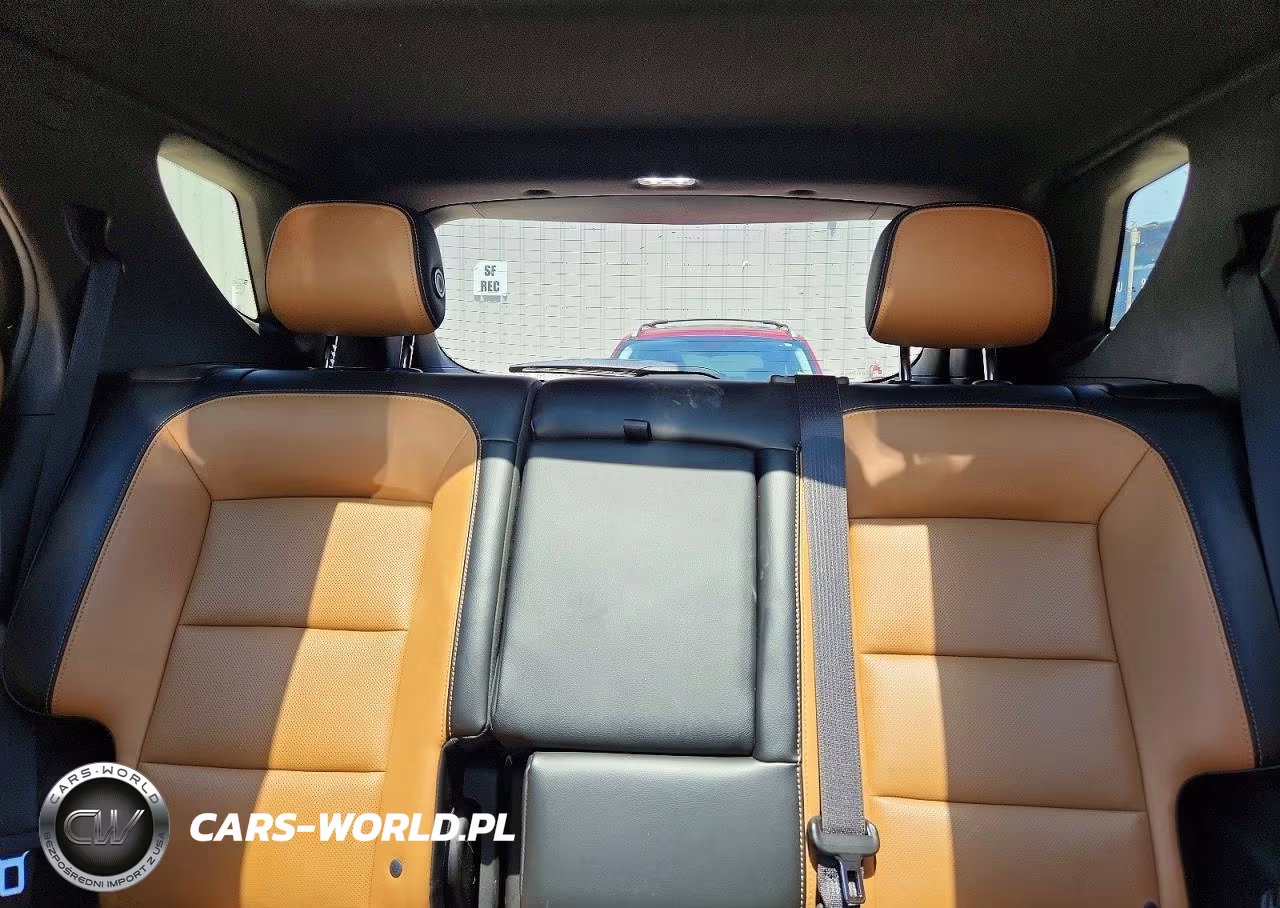 2018 Chevrolet Equinox Premier VIN:2GNAXMEV7J6244627 - 10