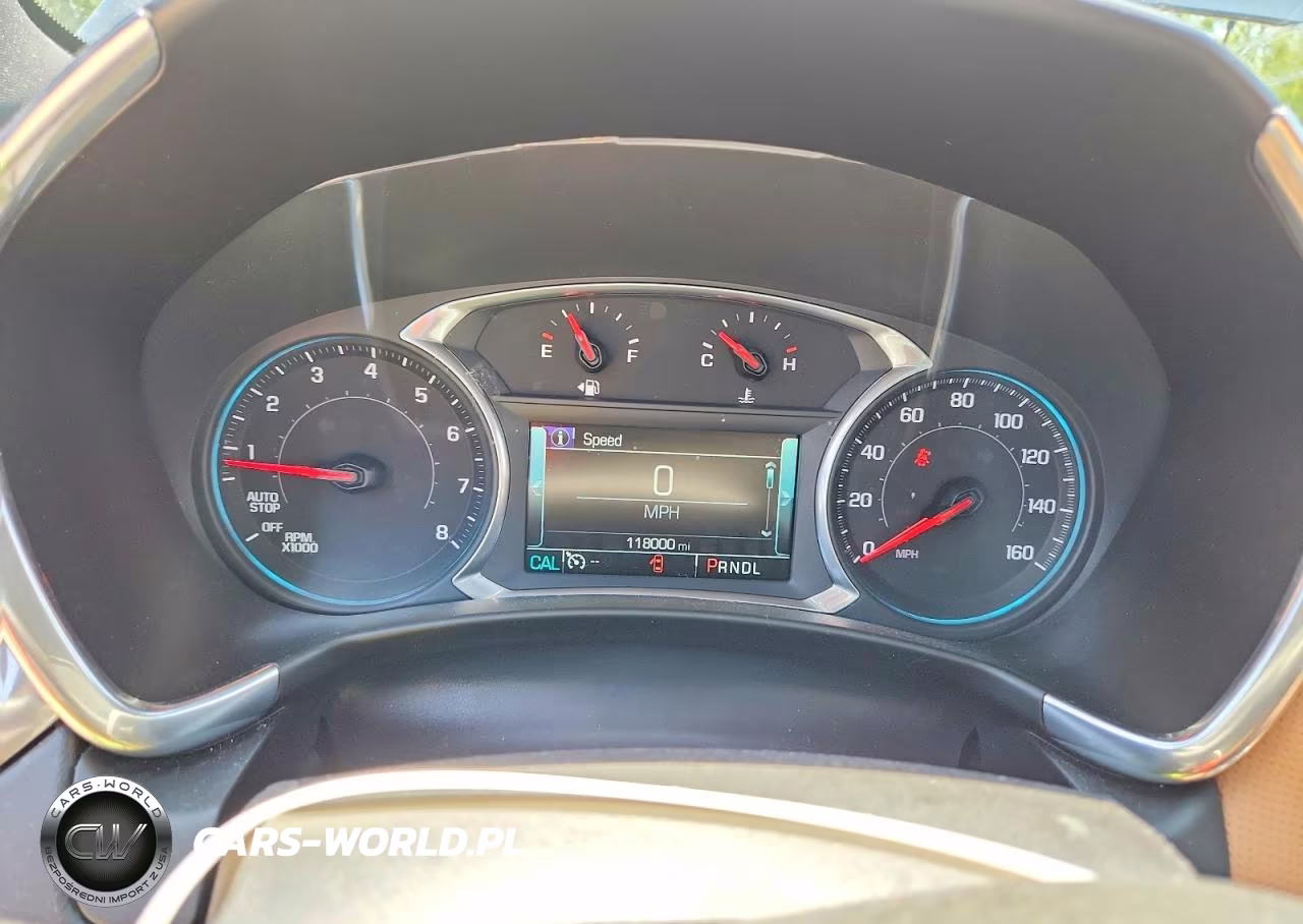 2018 Chevrolet Equinox Premier VIN:2GNAXMEV7J6244627 - 9