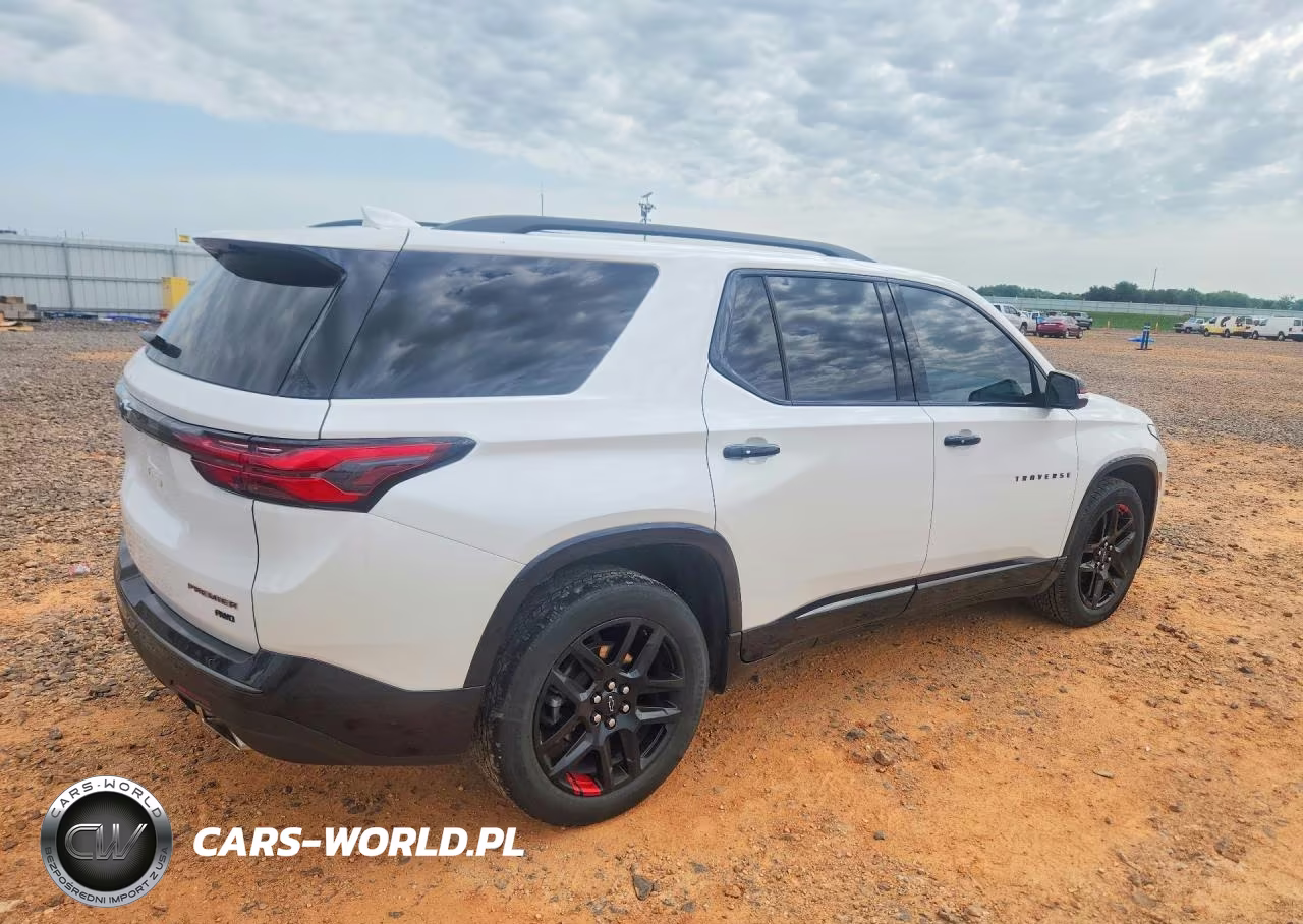 2023 Chevrolet Traverse Premier VIN:1GNEVKKW2PJ188861 - 3