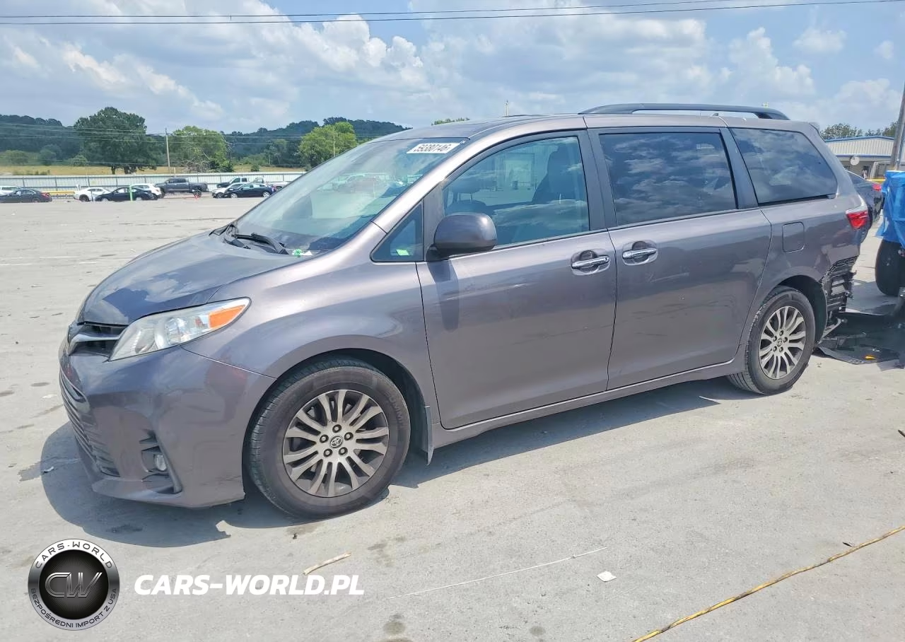 2020 Toyota Sienna Xle 8-Passenger