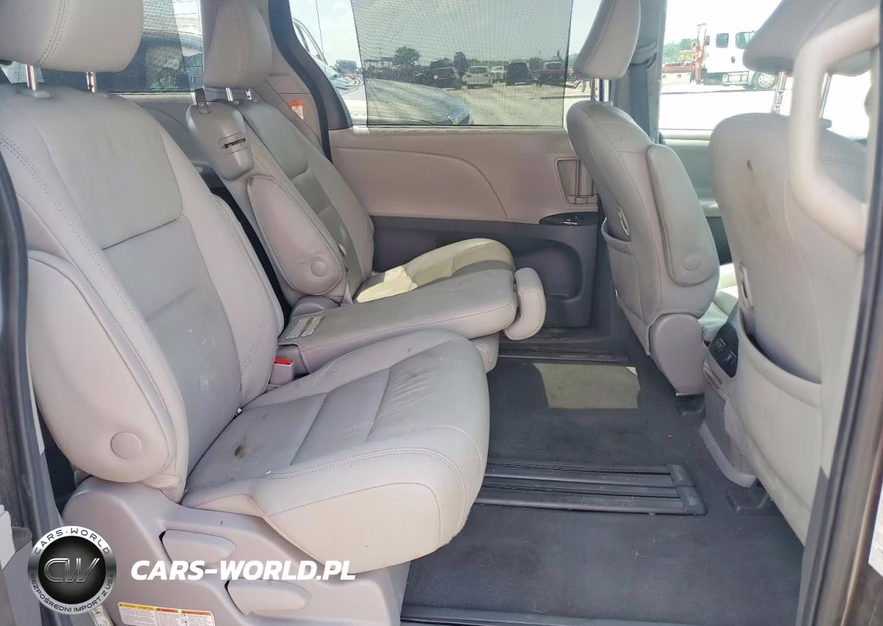 2020 Toyota Sienna Xle 8-Passenger VIN:5TDYZ3DC8LS061208 - 10