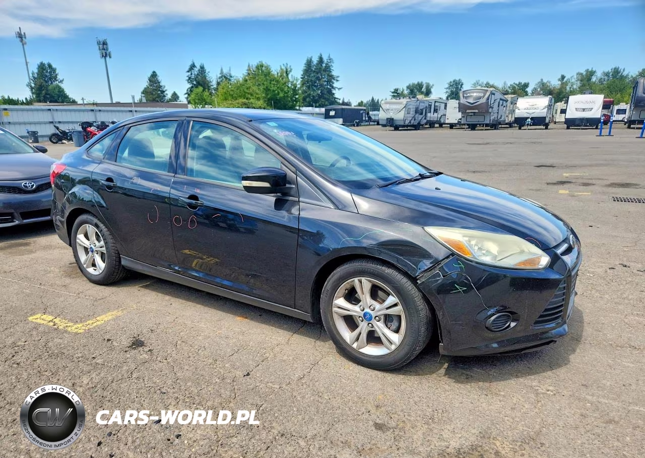 2013 Ford Focus Se VIN:1FADP3F24DL272715 - 4