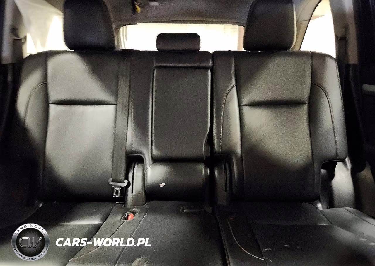 2019 Toyota Highlander Xle VIN:5TDJZRFH6KS580236 - 10