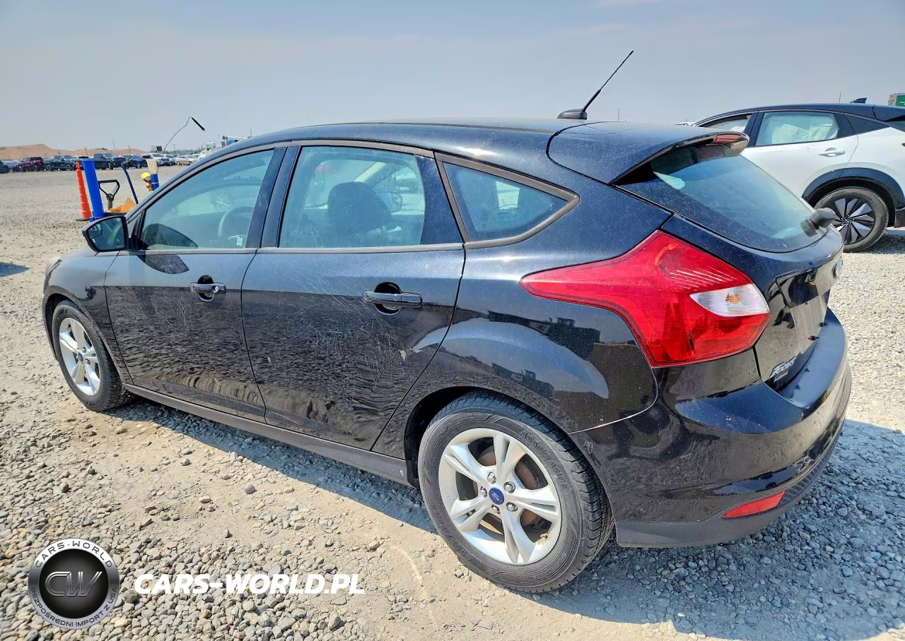 2014 Ford Focus Se VIN:1FADP3K2XEL390775 - 2