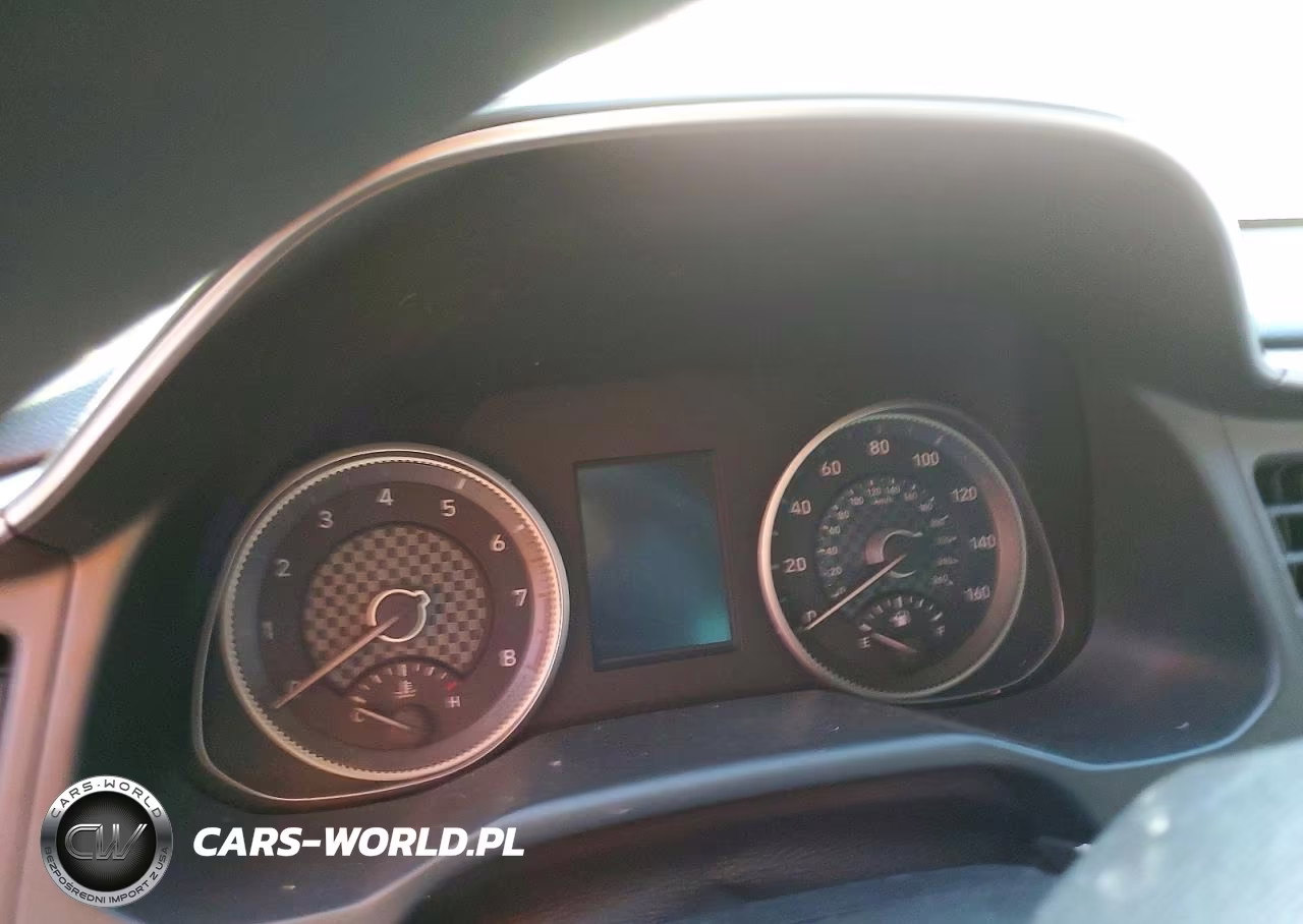 2020 Hyundai Elantra Sel VIN:5NPD84LF0LH587891 - 9