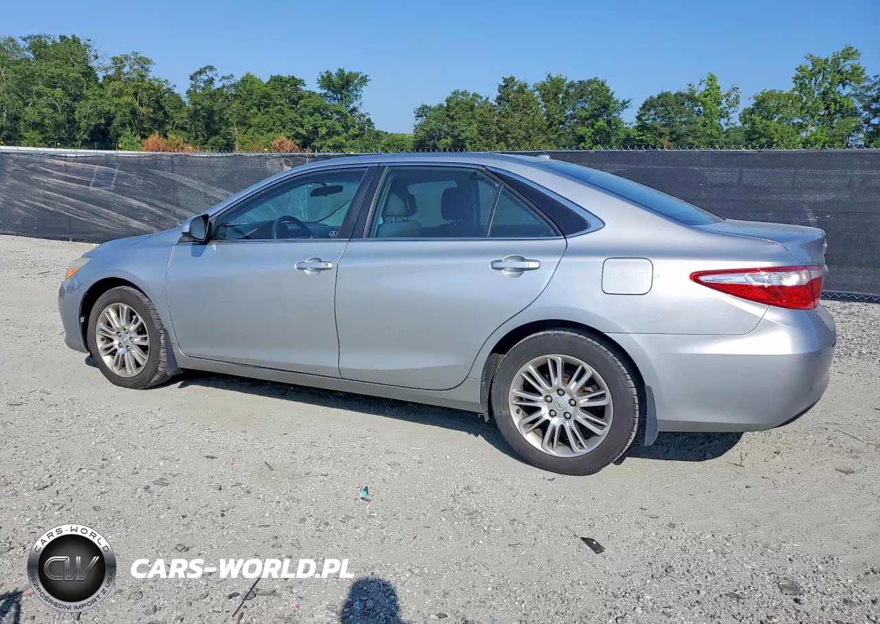 2015 Toyota Camry Le VIN:4T1BF1FK8FU940551 - 2