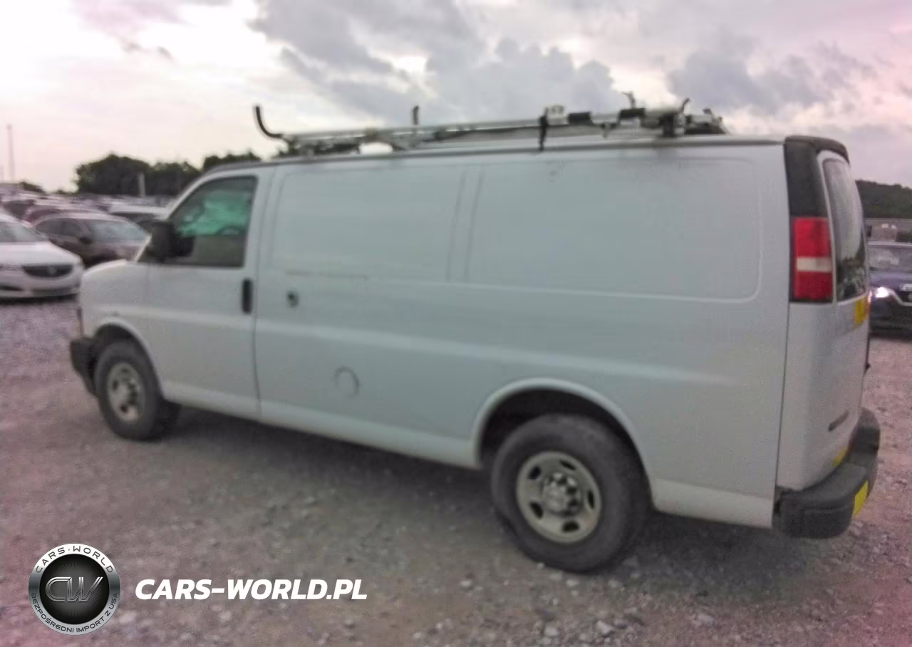 2018 Chevrolet Express G2500 VIN:1GCWGAFP2J1183185 - 2