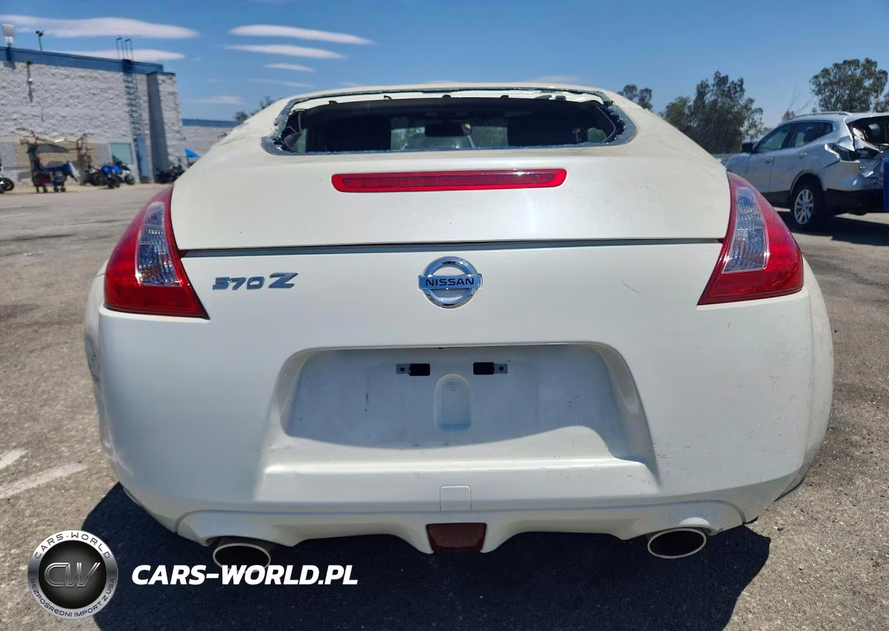 2016 Nissan 370Z Base VIN:JN1AZ4EH0GM935721 - 6