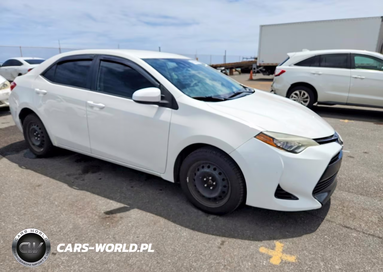 2017 Toyota Corolla L VIN:5YFBURHEXHP588542 - 4