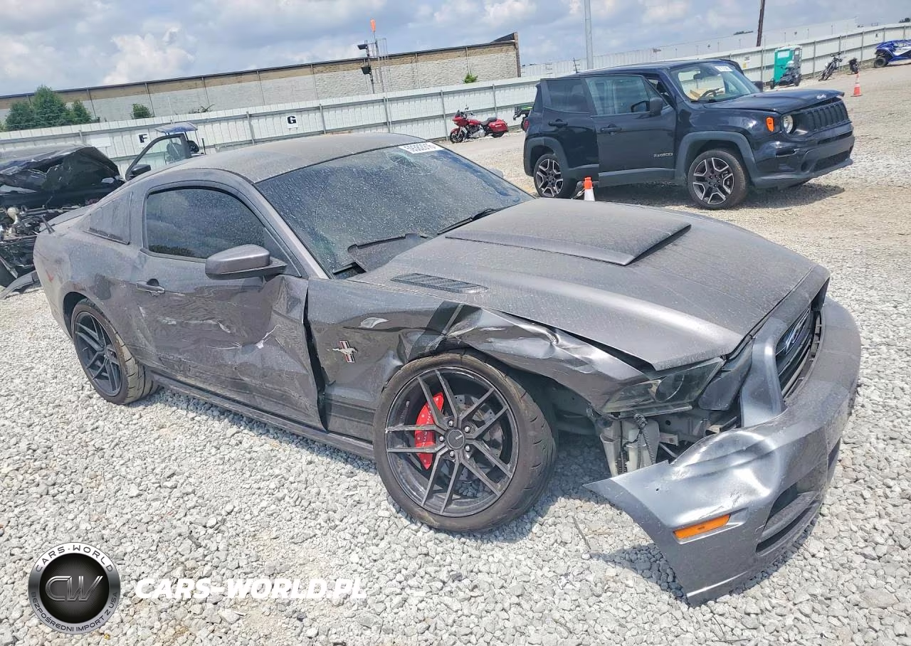 2014 Ford Mustang VIN:1ZVBP8AM9E5330859 - 4