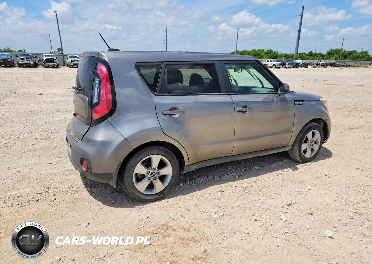 2019 Kia Soul Base VIN:KNDJN2A2XK7670568 - 3