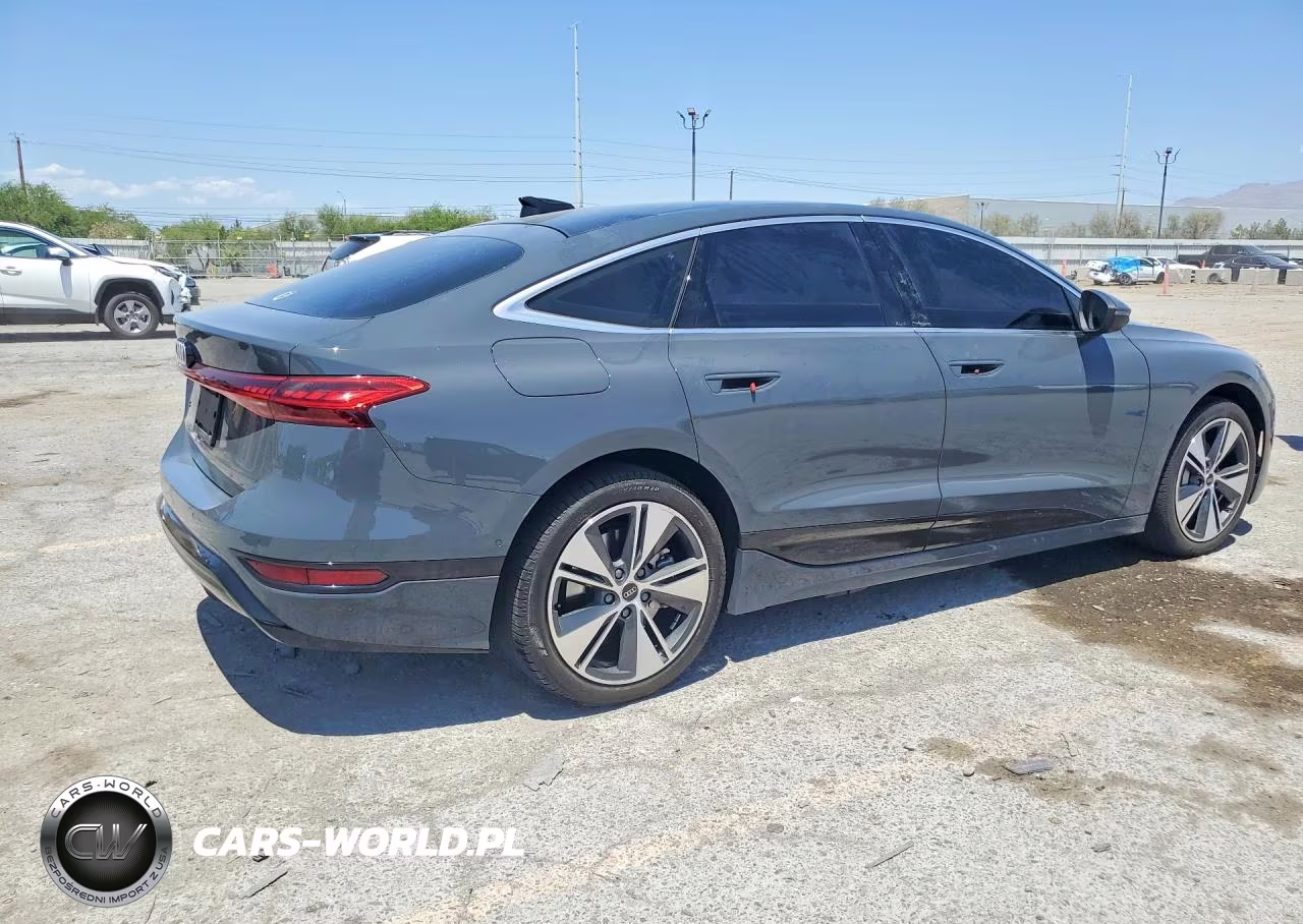 2025 Audi A6 E-Tron Premium Plus 55 VIN:WAU2CAGH2SA024411 - 3
