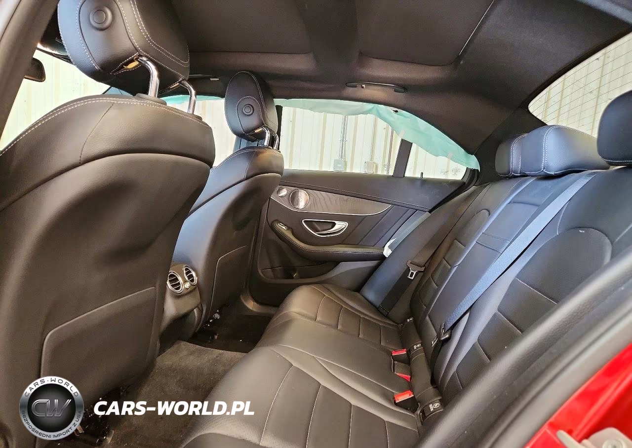 2016 Mercedes-Benz C 300 4Matic VIN:55SWF4KB0GU125122 - 10