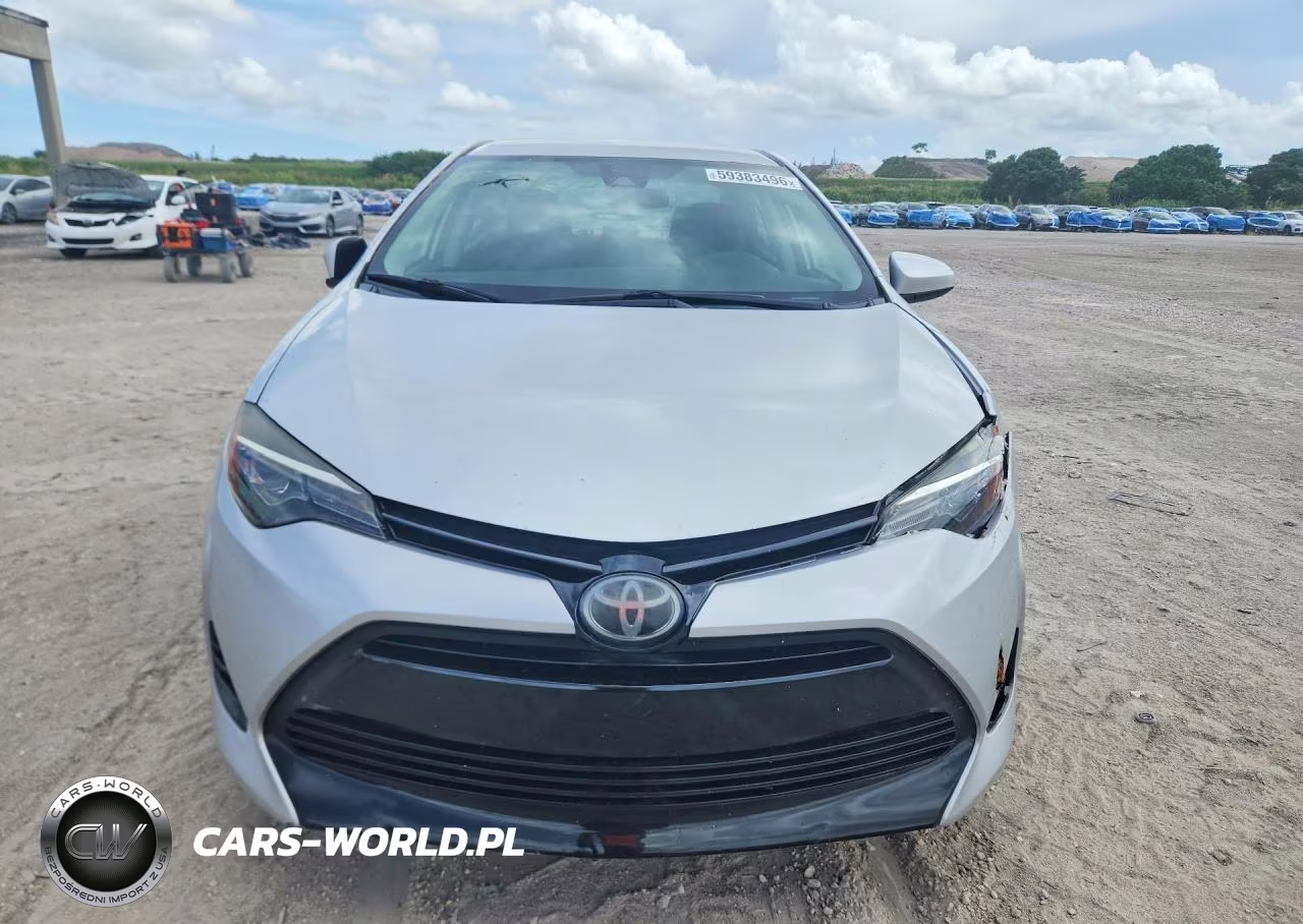2017 Toyota Corolla Le VIN:5YFBURHEXHP707593 - 5