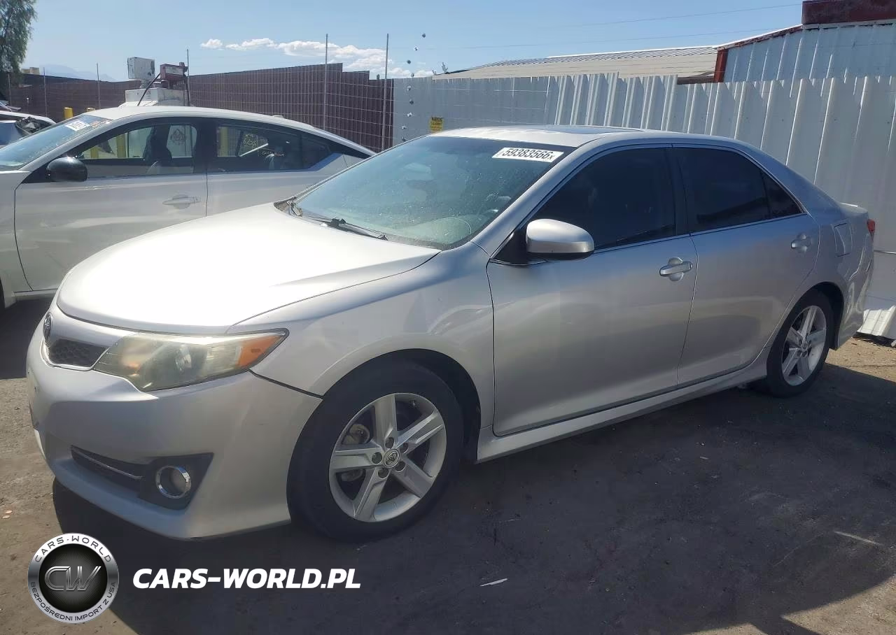 2012 Toyota Camry Se – zdjęcie 1 z 12