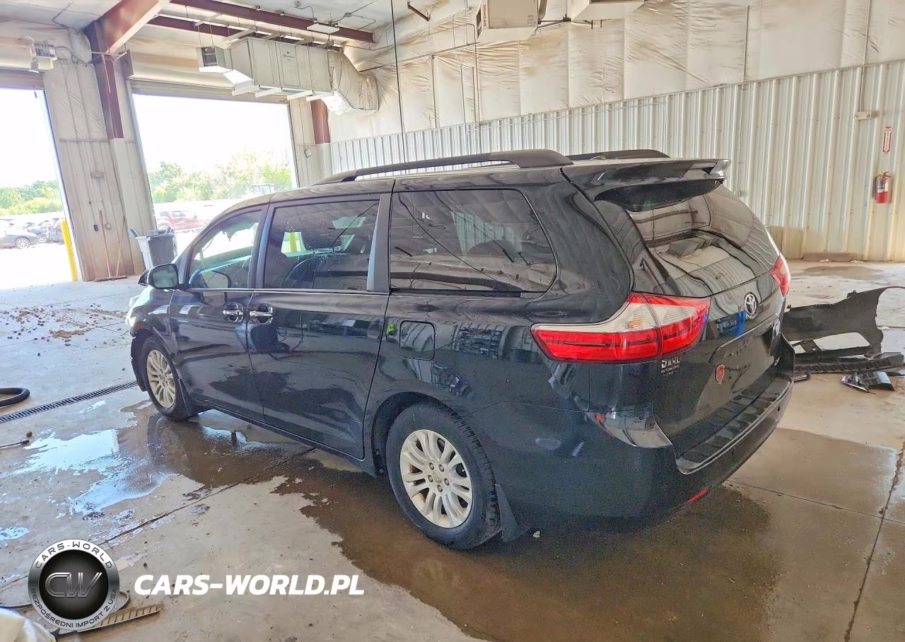 2015 Toyota Sienna Xle 8-Passenger VIN:5TDYK3DC0FS689708 - 2