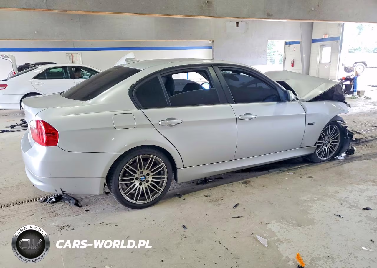2007 BMW 328 I VIN:WBAVA335X7PG39385 - 3