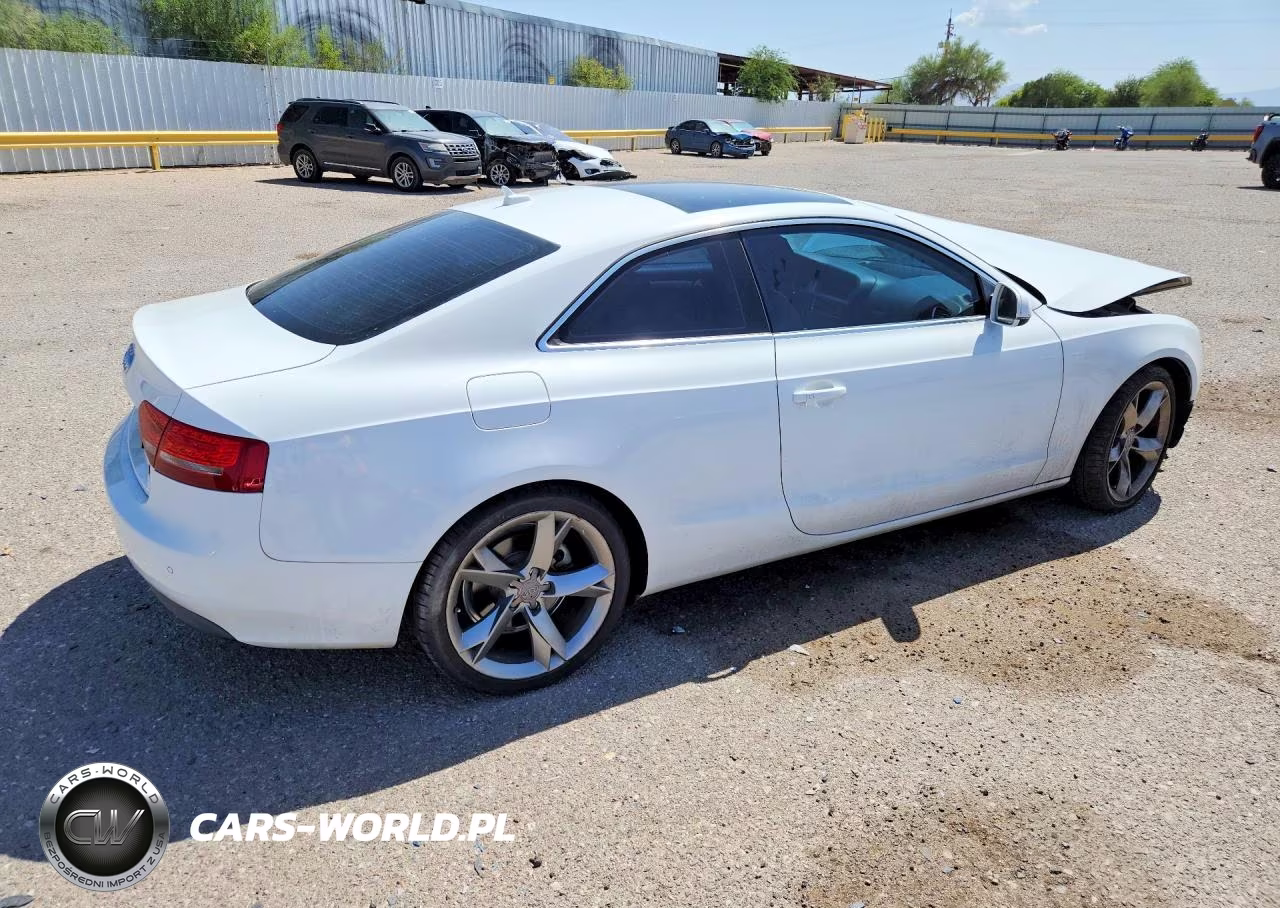 2012 Audi A5 Premium Plus VIN:WAULFAFR6CA016089 - 3