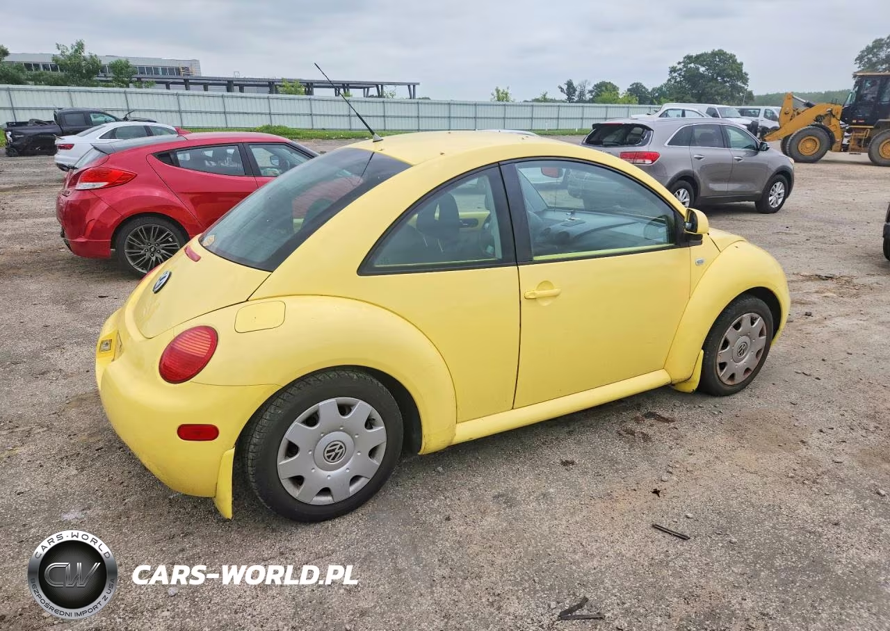 2000 Volkswagen New Beetle Gls VIN:3VWCA21C8YM439967 - 3