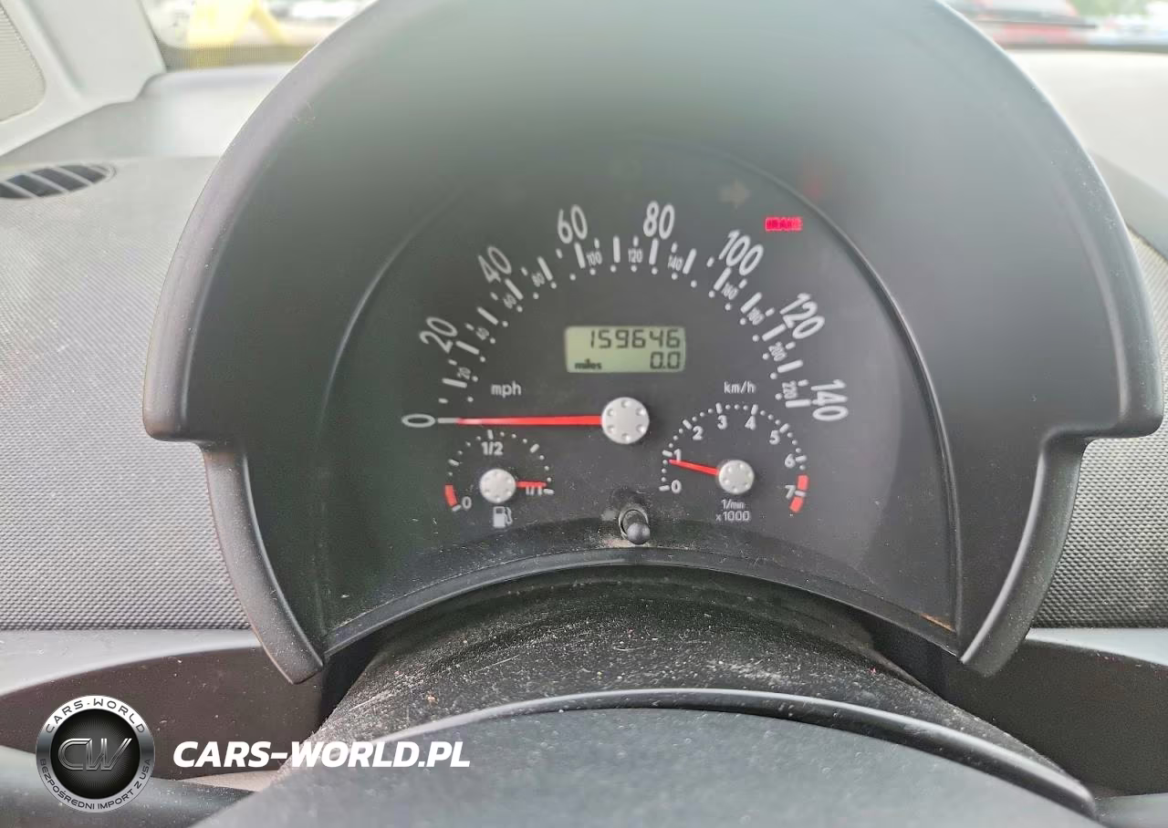2000 Volkswagen New Beetle Gls VIN:3VWCA21C8YM439967 - 9