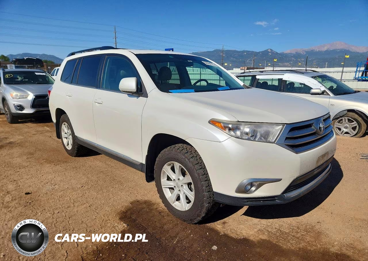 2013 Toyota Highlander Se VIN:5TDBK3EH1DS220463 - 4
