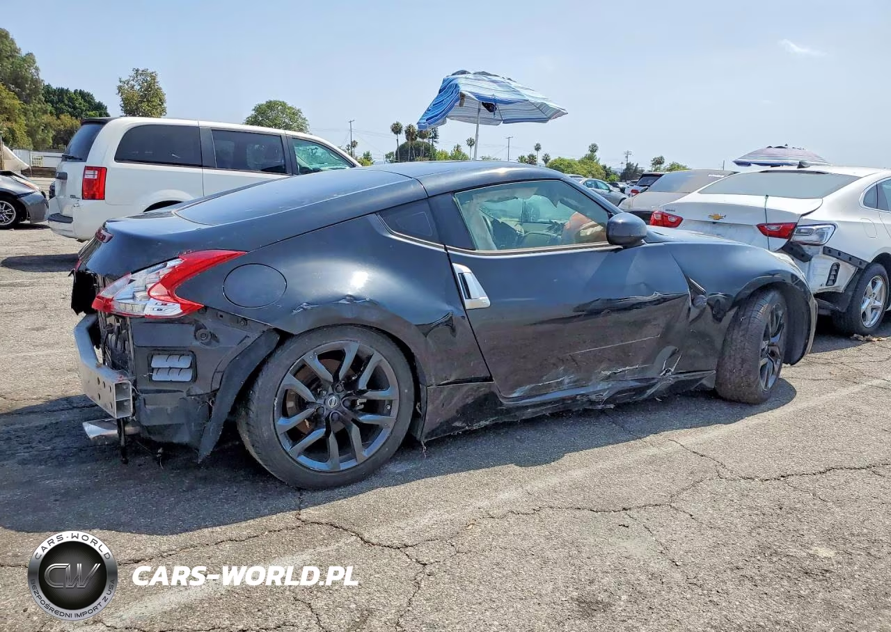 2016 Nissan 370Z Base VIN:JN1AZ4EH9GM936141 - 3