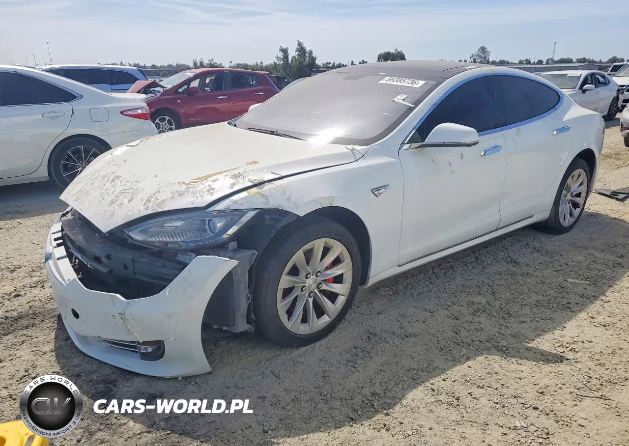 2014 Tesla Model S – zdjęcie 1 z 12