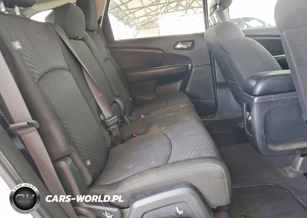 2018 Dodge Journey Se VIN:3C4PDCAB2JT532245 - 11