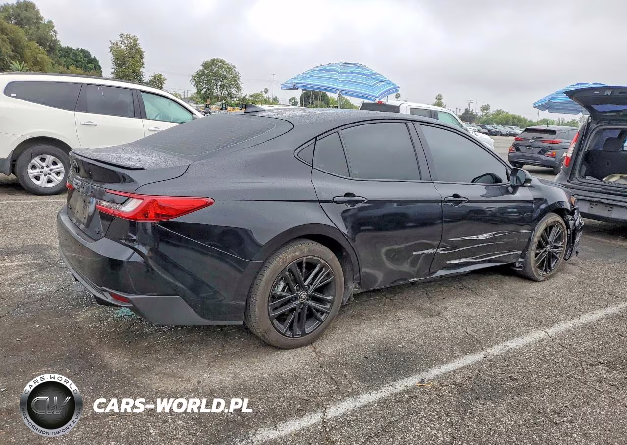 2025 Toyota Camry Se VIN:4T1DAACK0SU140445 - 3